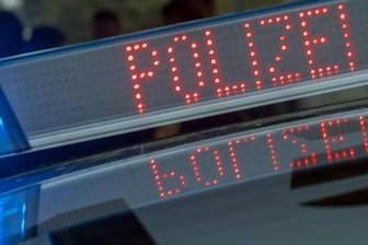 BMW-Fahrer unter Drogen liefert sich Verfolgungsjagd mit Polizei -