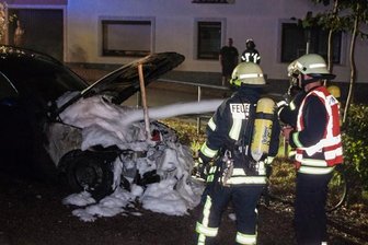 BMW in Lößnitz in Flammen -