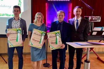 Bobritzsch-Hilbersdorf vergibt Bürgerpreise: Anerkennung für Ehrenamt - René Straßberger mit den Preisträgern Jürgen Melzer, Simone Krause und Sven Püschel (v. r.).