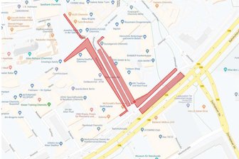 Boden der Zentralhaltestelle wird gereinigt -
