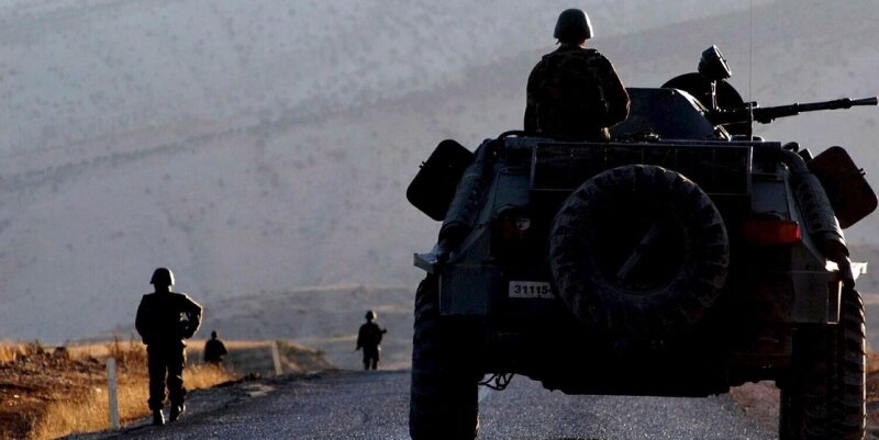 "Bodentruppen gegen IS nötig" - Türkische Bodentruppen auf Patrouille in der Region Sirnak im Südosten des Landes.