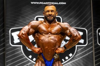 Bodybuilder aus dem Erzgebirge gelingt Traum-Debüt in England - Im englischen Birmingham hat Justin Klitzke bei seinem ersten Wettkampf als Bodybuilder auf Anhieb den Sieg erkämpft.