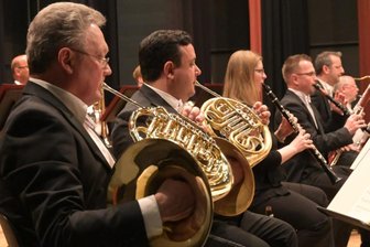 Böhmische Schätze begeistern Publikum - Die Erzgebirgische Philharmonie Aue spielte am Samstag im Kulturhaus in Aue die Musik des 1841 in Böhmen geborene Antonín Dvorák. 