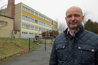 Bösenbrunn zu arm für einen hauptamtlichen Bürgermeister - Bösenbrunns amtierender Bürgermeister Berthold Valentin hört 2022 auf.