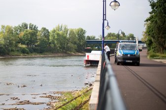 Bombe in der Magdeburger Elbe erfolgreich entschärft -