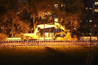 Bombenfund in Chemnitz Markersdorf - Evakuierung wird vorbereitet - Mit einem Bagger war ein Bauarbeiter auf den verdächtigen Gegenstand gestoßen.