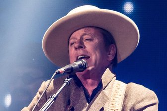 Kiefer Sutherland bei einem Auftritt in Frankfurt/Main. Im Juli wird er auch in Chemnitz zu erleben sein.