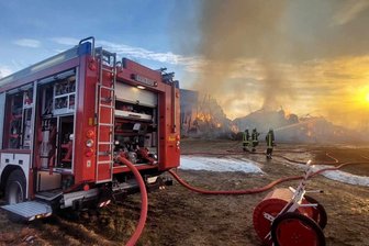 Brand einer Lagerhalle in Neuhausen: Wie weit sind die Ermittlungen gediehen? - Am 2. Februar brannte eine Lagerhalle in Neuhausen im Erzgebirge.