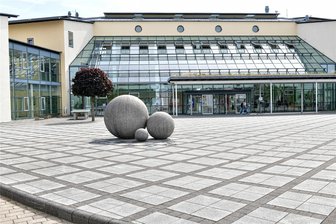 Brand-Erbisdorf: Cottagymnasium wartet weiter auf neue Schließanlage - Eigentlich sollte das Cottagymnasium Brand-Erbisdorf eine neue Schließanlage erhalten. Doch das steht noch aus.