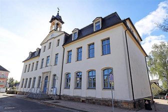 Brand-Erbisdorf: Solarpark für St. Michaelis - Im Festsaal des Stadthauses tritt der Stadtrat von Brand-Erbisdorf zusammen.