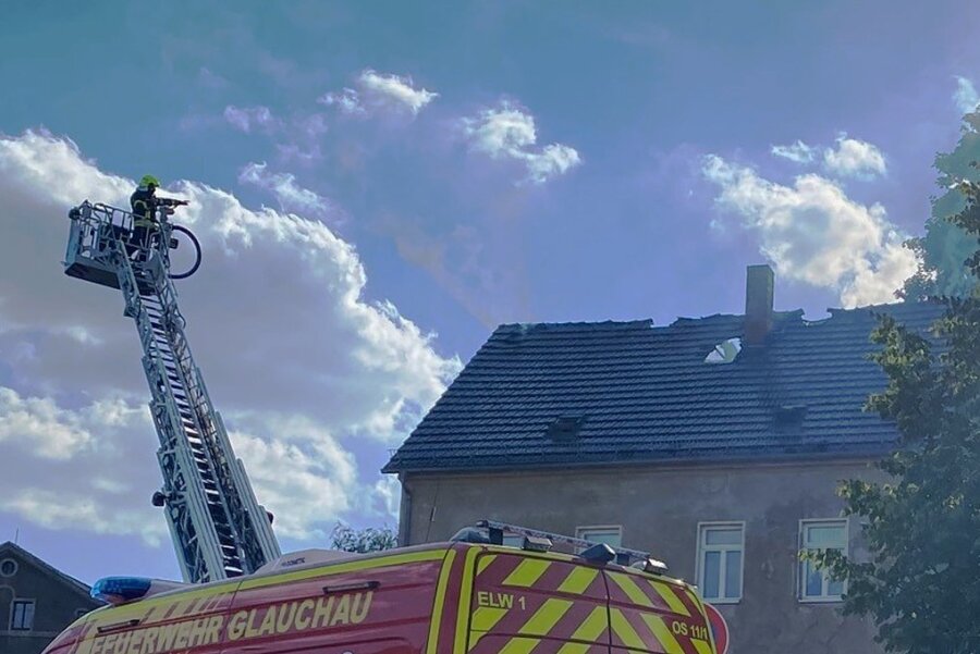 Brand im Pfarrhaus Glauchau-Gesau: 250.000 Euro Schaden - Der Dachstuhl ist zerstört.
