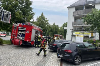 Brand in Auerbacher Tiefgarage – Polizei hat nun überraschende Erkenntnisse - Einsatzkräfte der Feuerwehr mussten am Dienstag zur Nicolaipassage ausrücken.
