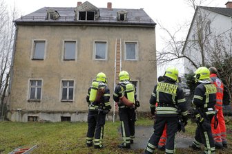 Brand in Chemnitz-Schönau endet glimpflich - Nach 15 Minuten war der Einsatz an der Bahnstraße im Stadtteil Schönau beendet.