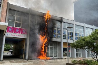 Brand in Chemnitzer Innenstadt - Tanzschule in Flammen -