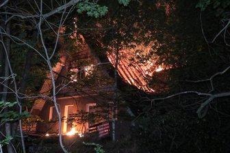 Brand in ehemaligem Kindergarten in Lößnitz - 