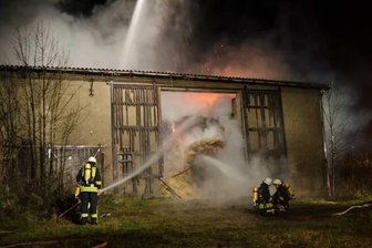 Brand in Langenau: Scheune wird Raub der Flammen -