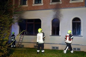 Brand in Mehrfamilienhaus an der Straße der Nationen -