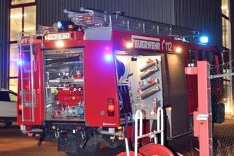 Brand in Notunterkunft: Polizei ermittelt wegen schwerer Brandstiftung -