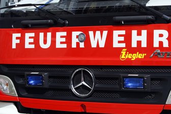 Brand in Senioreneinrichtung im Erzgebirge: Polizei ermittelt wegen des Verdachts einer fahrlässigen Brandstiftung - In einer Einrichtung für Betreutes Wohnen in Warmbad ist am Freitagabend eine Küche in Brand geraten.