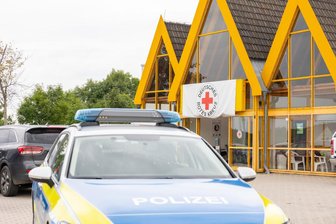 Brandanschlag auf Impfzentrum in Eich - Politiker fordern Konsequenzen -