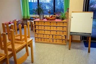 Braucht es Ferienschließzeiten in den Kindergärten der Stadt Oelsnitz? - Geschlossene Kindergärten in den Ferien gibt es in Oelsnitz bislang nicht. Aus Sicht der Einrichtungsleiter würde das jedoch die Personalplanung erleichtern.