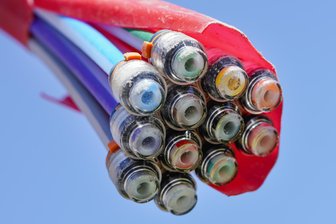Breitbandausbau im Erzgebirge – Turbo aktiviert? - Tausende Haushalte und Unternehmen haben immer noch keinen Glasfaseranschluss.
