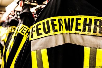 Brennendes Auto in Pockau-Lengefeld - Die Feuerwehr rückte am Donnerstag in Görsdorf aus (Symbolbild).
