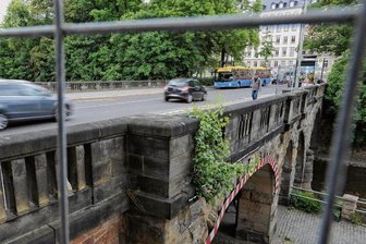 Brücke an der Kaßbergauffahrt wird offiziell Karl-Schmidt-Rottluff-Brücke -