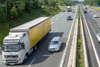 Brücken an der A 72 werden geprüft - Ein Abschnitt der A72 zwischen Treuen und Reichenbach.