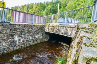 Brücken im Erzgebirge: Das sind die zwei Sorgenkinder - Auf den ersten Blick macht die Brücke in Pobershau keinen schlechten Eindruck. Doch sie gehört zu den zwei problematischsten Bauwerken auf Kreisstraßen.