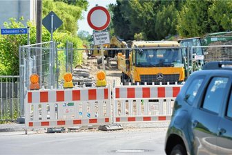 Brücken, Kanäle, Straßen, Häuser: Das sind die aktuellen Baustellen rund um Freiberg und Flöha - Die Himmelfahrtsgasse in Freiberg wird zwischen Scheunenstraße und Fuchsmühlenweg bis zum 17. November ausgebaut. 