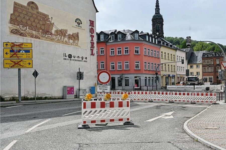 Brühl-Kreuzung in Kirchberg ab Freitag wieder befahrbar - Die Brühl-Kreuzung in Kirchberg soll am Freitag freigegeben werden. 