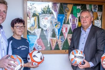 Brünloser Jubiläumsfeier sorgt für prächtige Stimmung - 