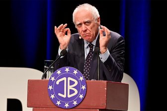Bruno Jonas in Bad Elster: „Kabarett ist, wenn man trotzdem denkt“ - Bruno Jonas hält "Meine Rede".