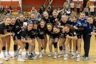 BSV-Mädels: Raus mit Applaus - Man kann es den Nachwuchs-Handballerinnen des BSV Sachsen Zwickau ansehen: Der 26:15-Sieg am Sonntag gegen den TSC Berlin war für die junge Mannschaft mehr als ein versöhnlicher Ausklang der Bundesliga-Vorrunde. 