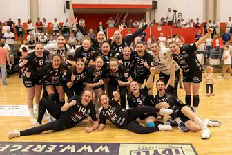 BSV Sachsen Zwickau: Drei freie Tage als Belohnung für Heimsieg - Ordentlich jubeln konnten die Handballerinnen des BSV Sachsen Zwickau am Samstagabend. Im Ostderby gegen den SV Union Halle-Neustadt hatten die Gastgeberinnen unerwartet deutlich 26:19 gewonnen und damit zwei wichtige Punkte im Kampf um den Klassenerhalt geholt.