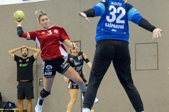 BSV Sachsen Zwickau muss Sympathieträgerin ziehen lassen - Lena Hausherr (l.) wird ihren zum Saisonende auslaufenden Vertrag beim BSV nicht verlängern.