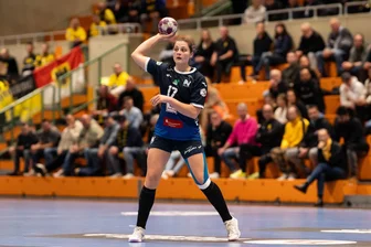BSV Sachsen Zwickau verpflichtet eine Rückraumspielerin mit Handicap - Arwen Gorb hat in 14 Erstligaspielen im Neckarsulmer Trikot (hier in Dortmund) 43 Tore erzielt.