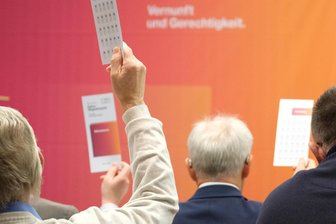 BSW verzichtet auf eigenen Direktkandidaten für das Vogtland - Das BSW Sachsen hat die Landesliste für die kommende Bundestagswahl gewählt. Foto: Sebastian Willnow/dpa +++ dpa-Bildfunk +++