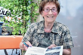 Buch von Margot Nürnberger jetzt erhältlich - Margot Nürnberger hat mit dem Buch "Gitt's denn suewos..." Geschichten aus ihrem Leben vorgelegt.