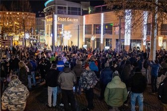 Bündnis für Demokratie im Vogtland kritisiert Coronademos - Erst am Sonntagnachmittag hatten Menschen in Plauen gegen die Coronapolitik demonstriert.