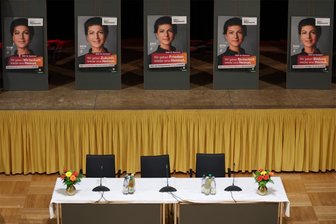Bündnis Sahra Wagenknecht: Sie hält im Wahlkampf ihr Gesicht hin - BSW-Plakate für den Wahlkampf zur Landtagswahl in Sachsen. Es gibt sieben verschiedene Motive mit Sahra Wagenknecht.
