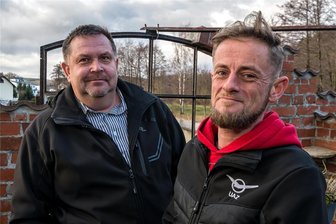 Bündnis Sahra Wagenknecht: Zwei Erzgebirger fahren zum ersten Parteitag nach Berlin - Gerd Glöckner und Janos Füleki (v. l.) aus dem Erzgebirgskreis gehören dem Bündnis Sahra Wagenknecht an.