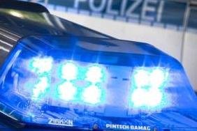 Bürger halten sich meist an Corona-Auflagen - Im Vogtlandkreis und im Landkreis Zwickau hält sich der Großteil der Bevölkerung laut Polizei an die Allgemeinverfügungen, die eine Ausbreitung des Coronavirus verhindern sollen. Seit 23. März stellten Beamte knapp 200 Verstöße fest.