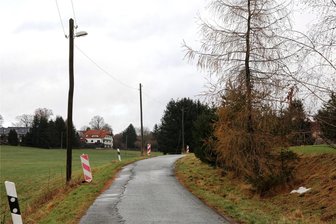 Bürger tappen im Neuensalzer Ortsteil Mechelgrün im Dunkeln - Dieses Mal ist die Beleuchtung am Zschockauer Weg defekt.