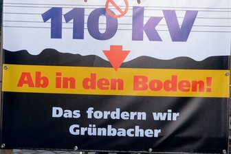 Bürgerinitiative erfolgreich: Stromleitung in Grünbach wird komplett abgebaut - Weil die Grünbacher mit ihrer Aktion erfolgreich waren, wird jetzt die Freileitung im Ort ganz abgebaut. 