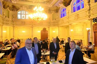 Bürgermeister im Glanz des Neorokoko - 