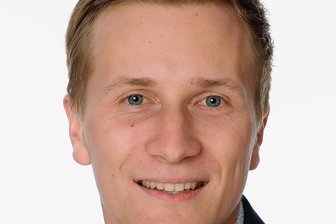 Bürgermeister Kämpf kann Amt im Plauener Rathaus erst 2022 antreten - Der bisherige CDU-Stadtrat Tobias Kämpf tritt am 1. Februar das Amt des Kulturbürgermeisters an.