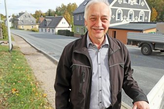 Bürgermeister von Sayda: Es ist Zeit für die nächste Generation - Volker Krönert ist 1990 in die CDU eingetreten und seitdem in der Saydaer Stadtpolitik aktiv. 2008 wurde er zum Bürgermeister gewählt, 2015 im Amt bestätigt. Ob er eine dritte Amtszeit wagt, hängt von den Mitbewerbern ab. Jetzt will er sehen, dass der Gehweg an der B 171 fertig wird und auch bezahlt werden kann.