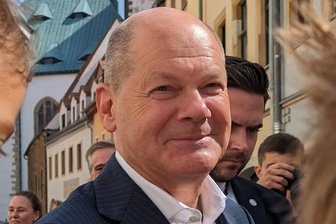 Bundeskanzler Scholz kommt schon wieder nach Freiberg - Ende August war Bundeskanzler Olaf Scholz (SPD) im Oberbergamt in Freiberg. Am Dienstag wird er nun erneut in Sachsens Bergbaubehörde erwartet.